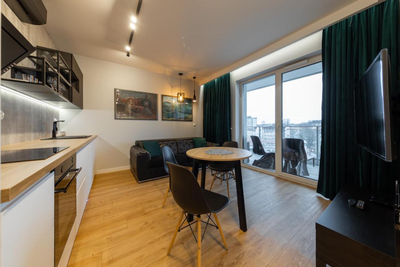 Apartament Luxury Two-Bedroom 비아위스토크 외부 사진