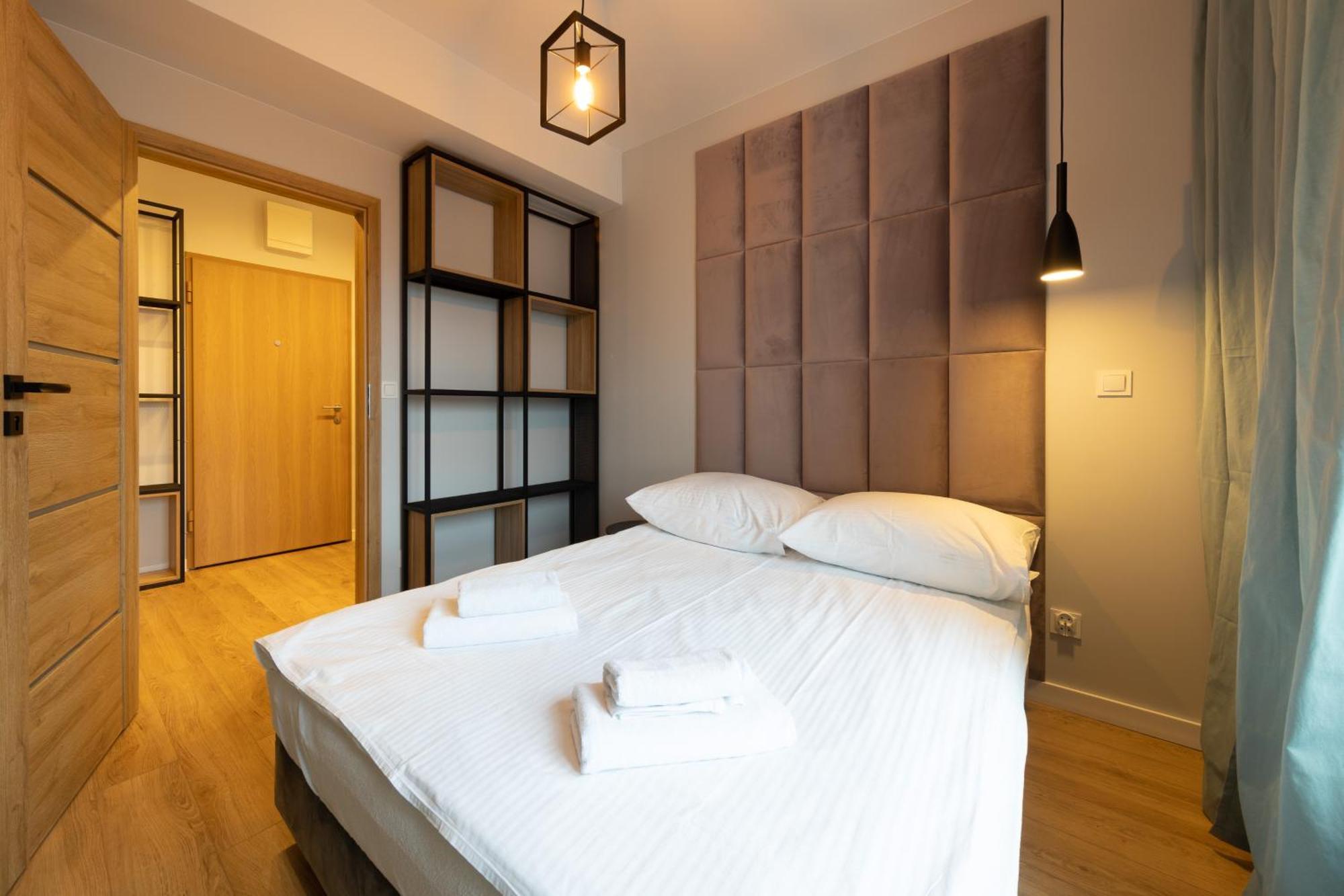 Apartament Luxury Two-Bedroom 비아위스토크 외부 사진
