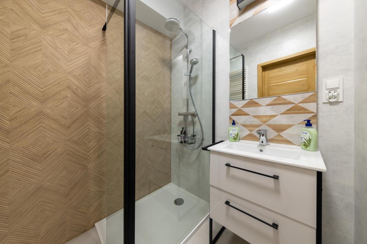Apartament Luxury Two-Bedroom 비아위스토크 외부 사진