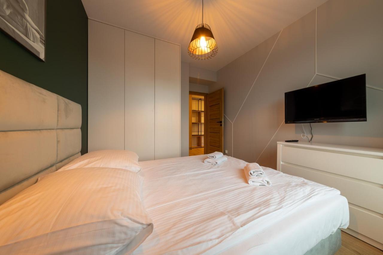 Apartament Luxury Two-Bedroom 비아위스토크 외부 사진