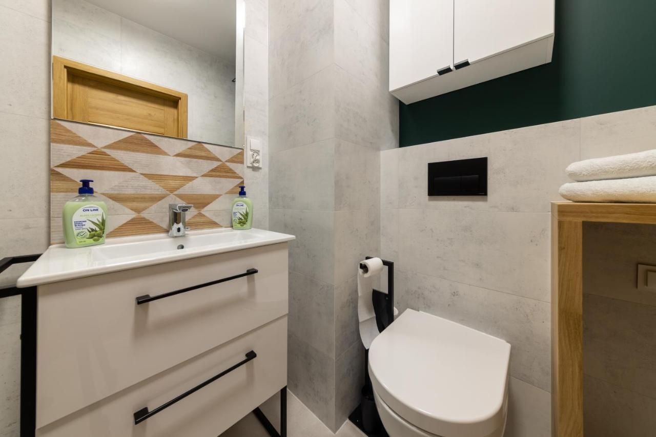 Apartament Luxury Two-Bedroom 비아위스토크 외부 사진