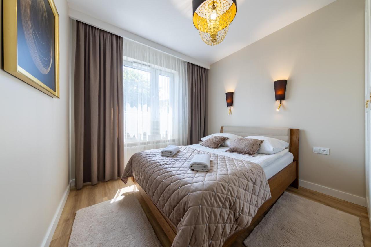 Apartament Luxury Two-Bedroom 비아위스토크 외부 사진